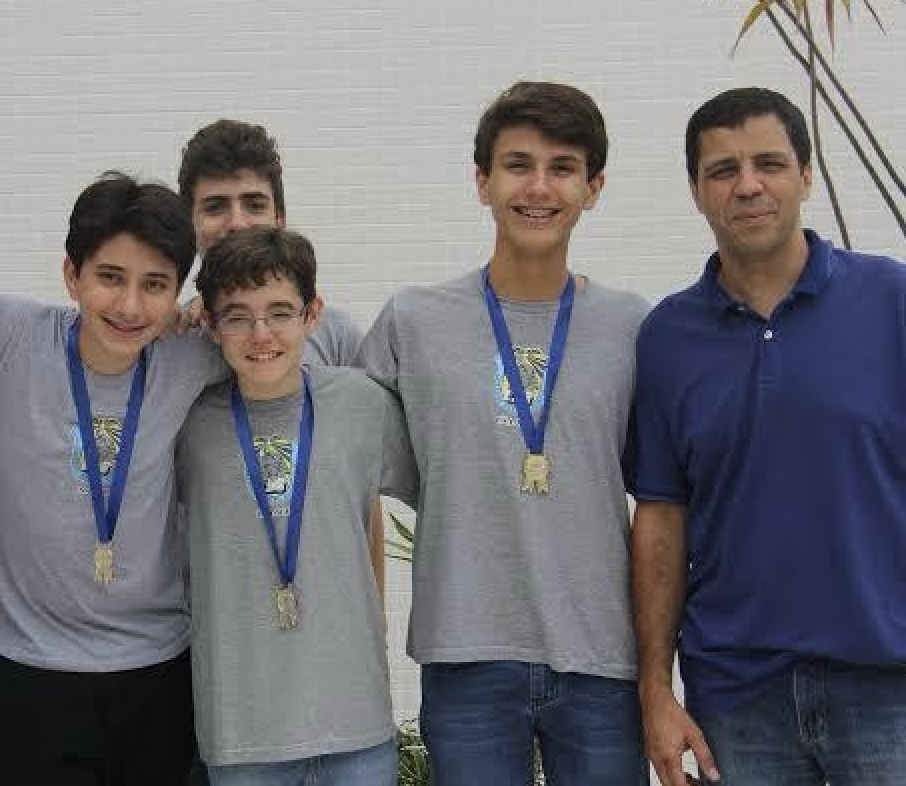 Time de robótica da escola